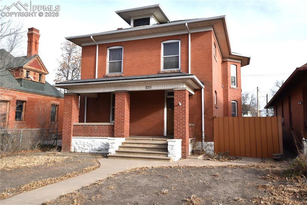 225 W Evans Avenue