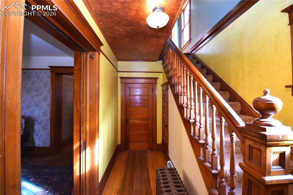 225 W Evans Avenue