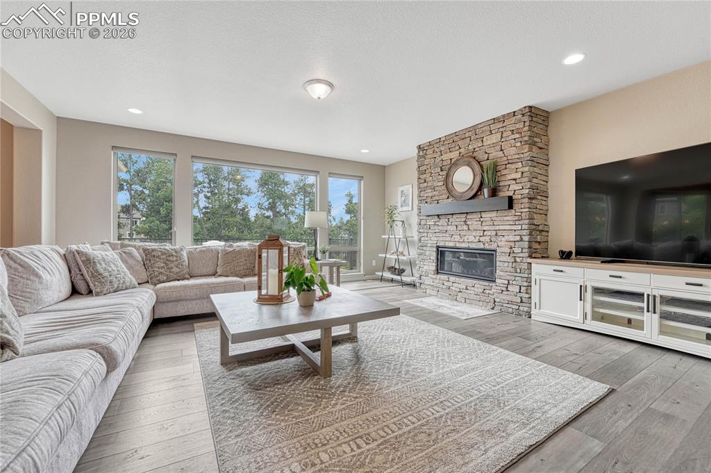 16335 Golden Sun Way