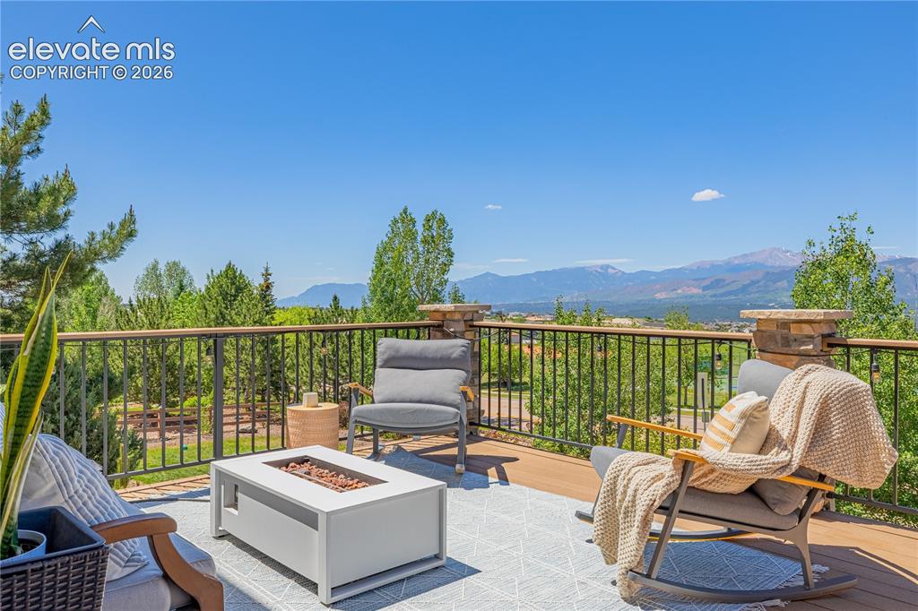 13896 Windy Oaks Road