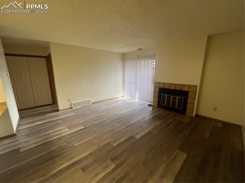 1206 Firefly Circle