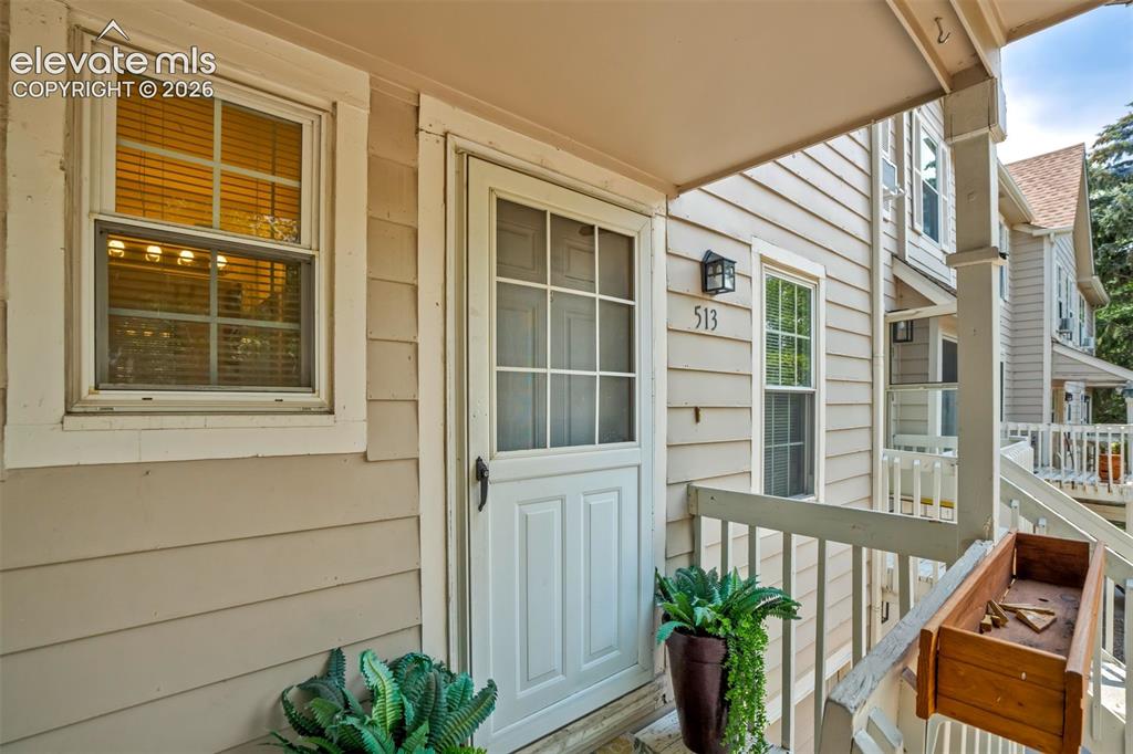 513 Shady Crest Circle