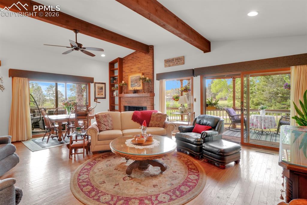 3505 Clubheights Drive