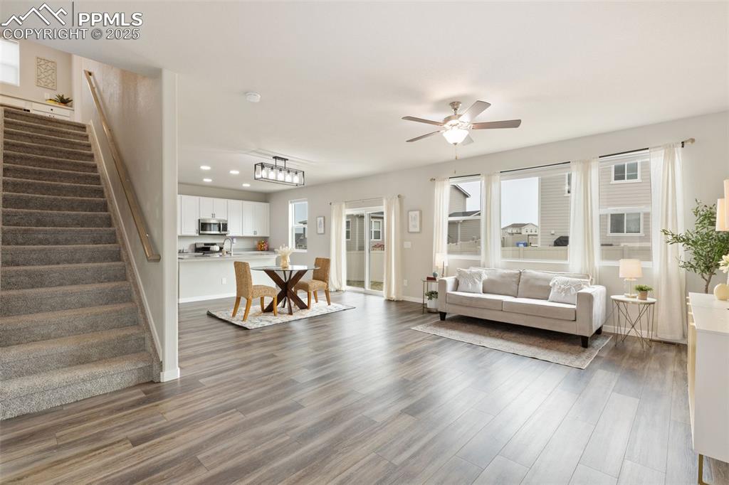 8121 Lookout Court