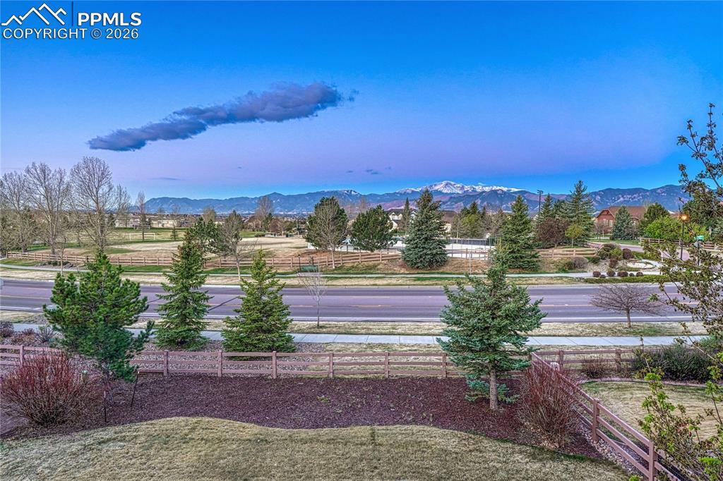 2413 Cinnabar Road