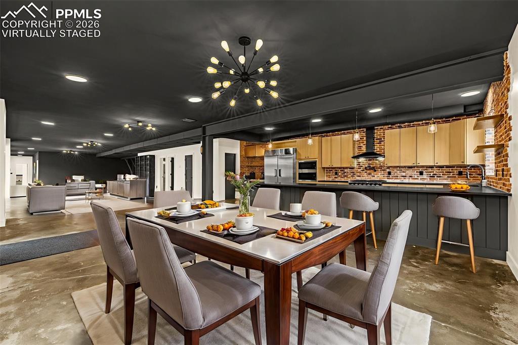 11910 Green Acres Lane