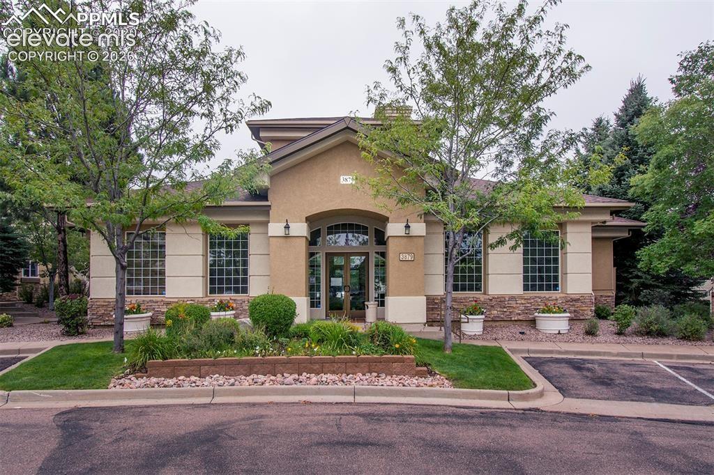 3715 Riviera Grove 101