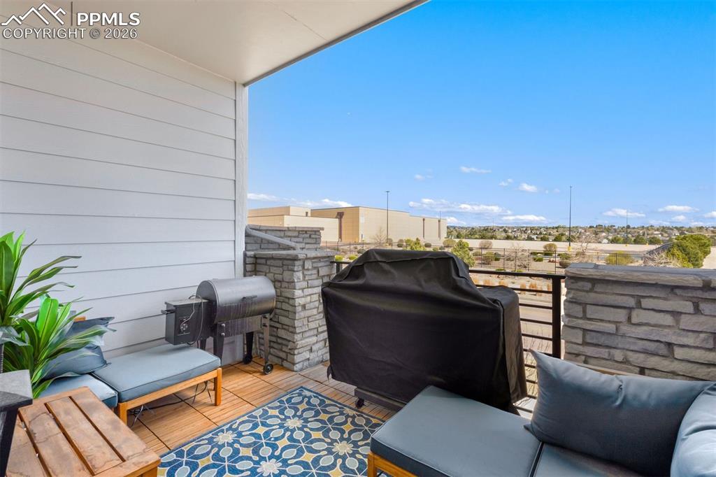 2028 Peridot Loop Heights