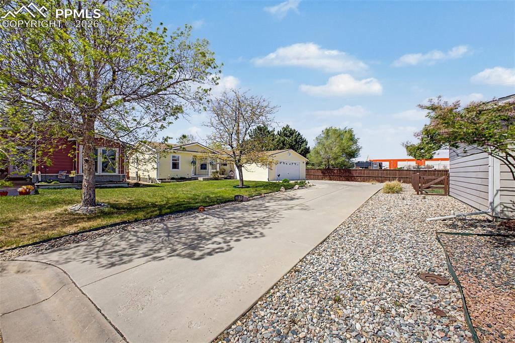 4687 Pine Marten Point