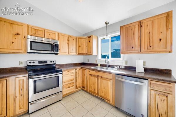 228 E Arvada Drive