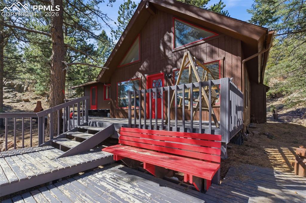 799 Canyon Drive
