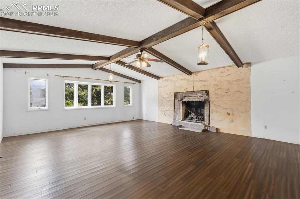4821 Garden Place