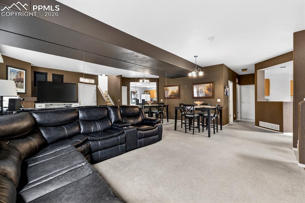 7131 Sand Crest View