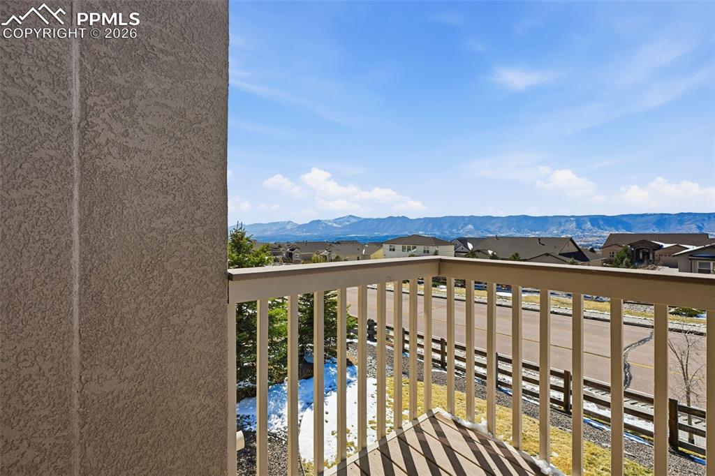 15962 Midland Valley Way