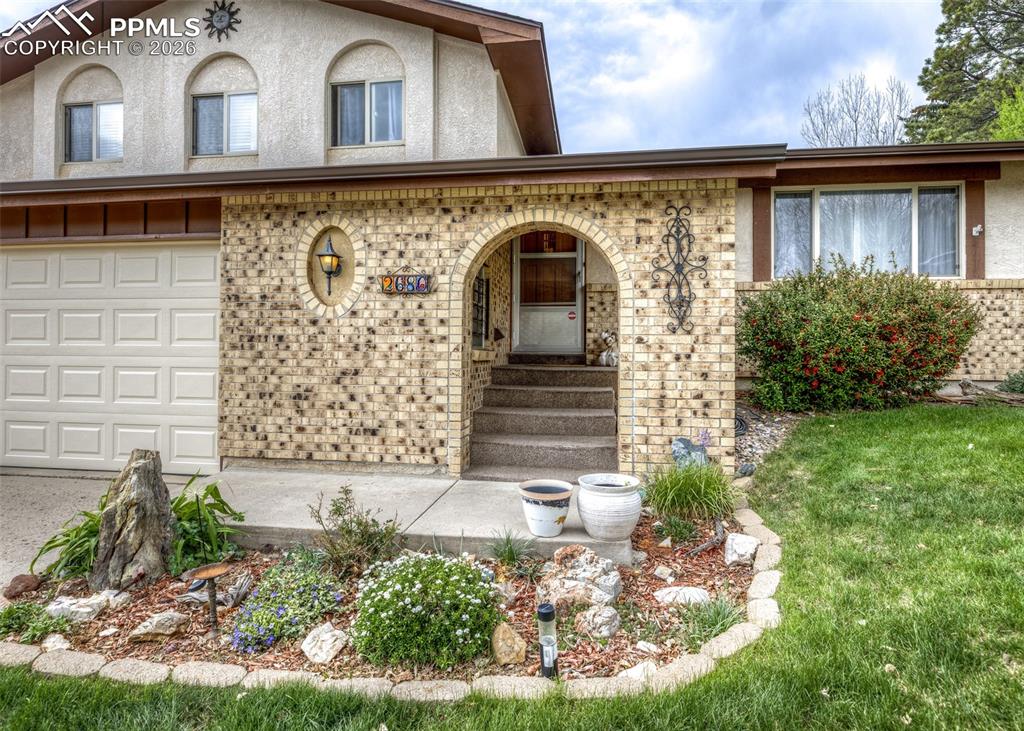 2680 Villa Loma Drive