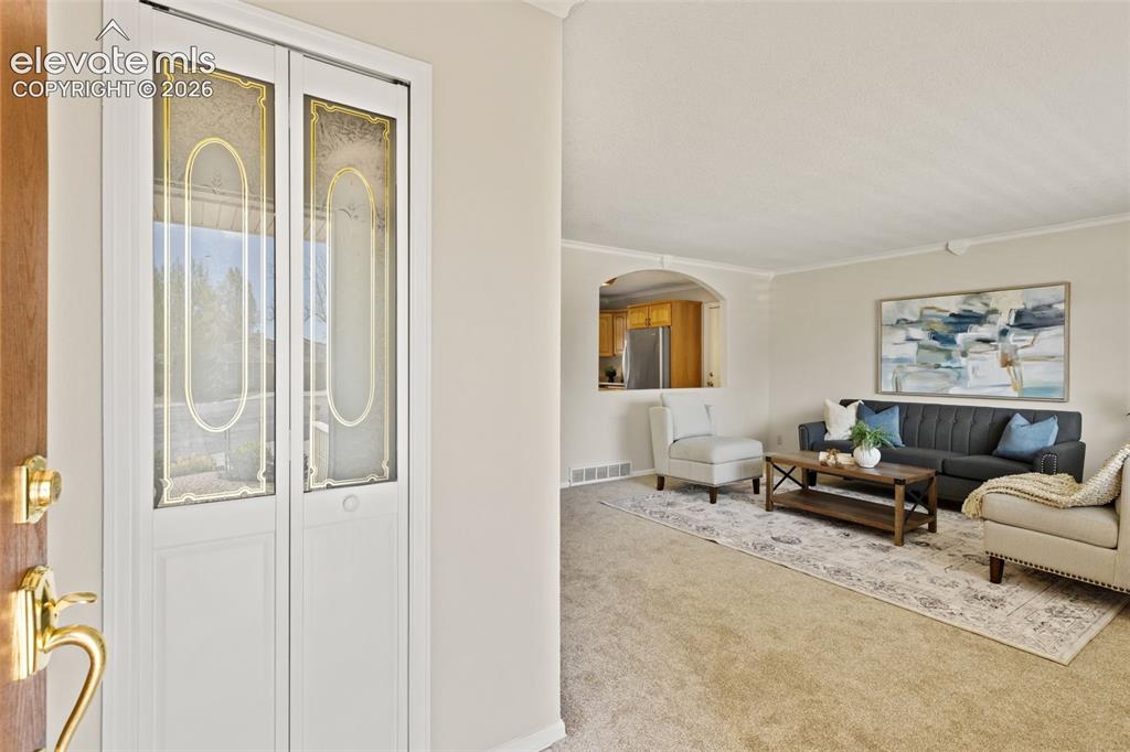 5050 N Splendid Circle