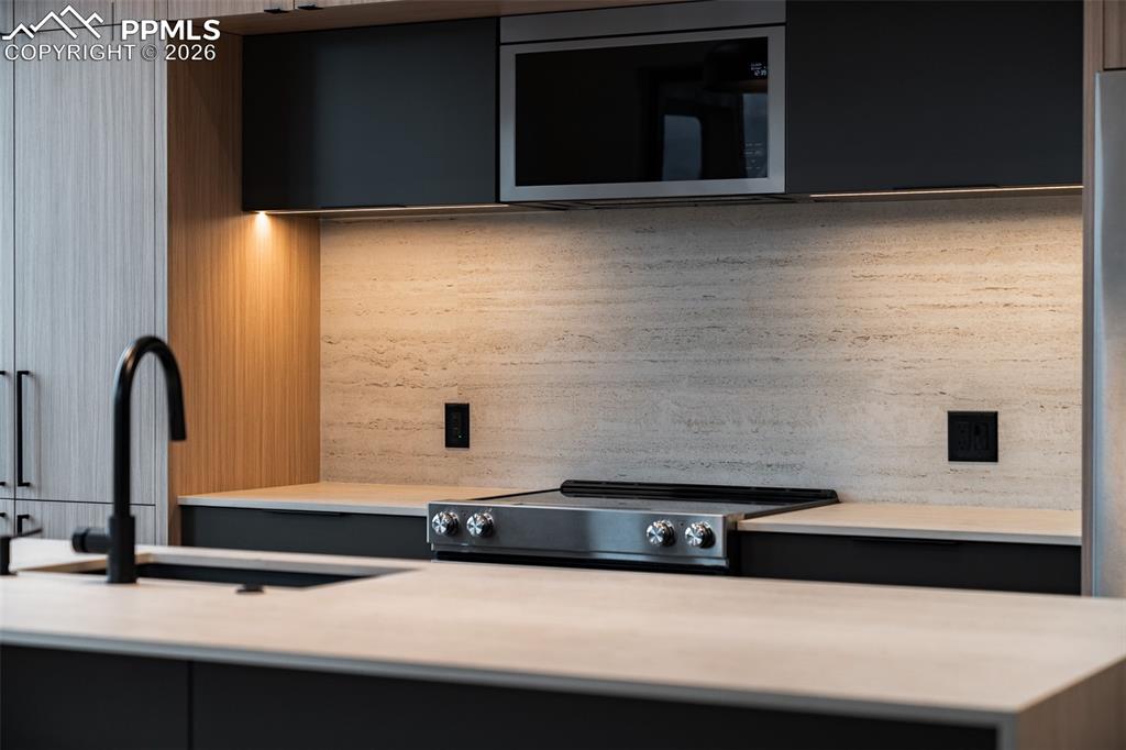 421 Chestnut Street A,B,C