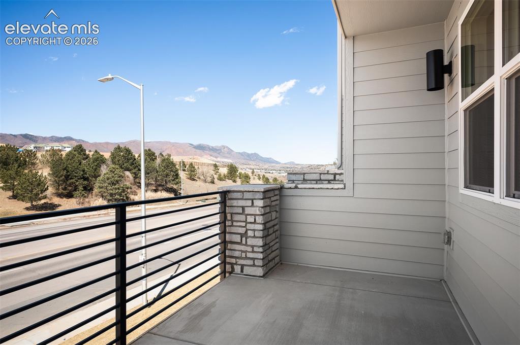 3404 Berg Point
