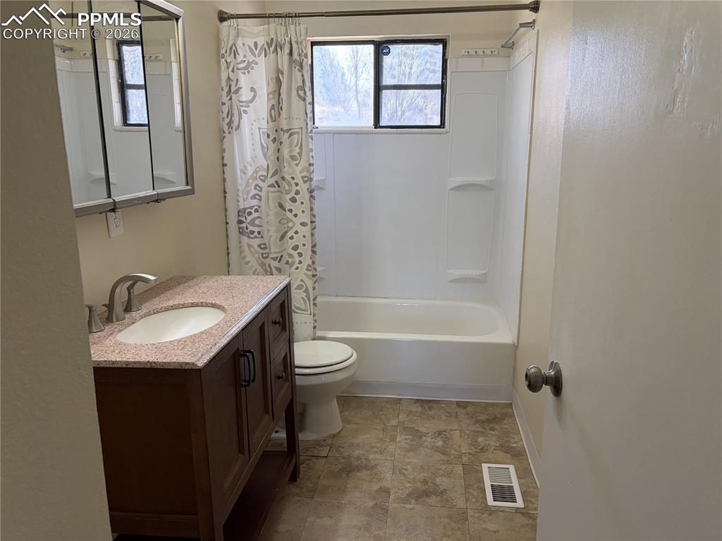 1109 Evergreen Drive