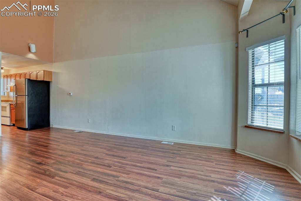 864 London Green Way