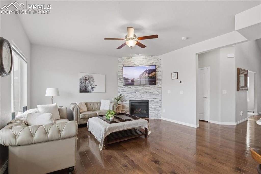 9422 Fairway Glen Drive