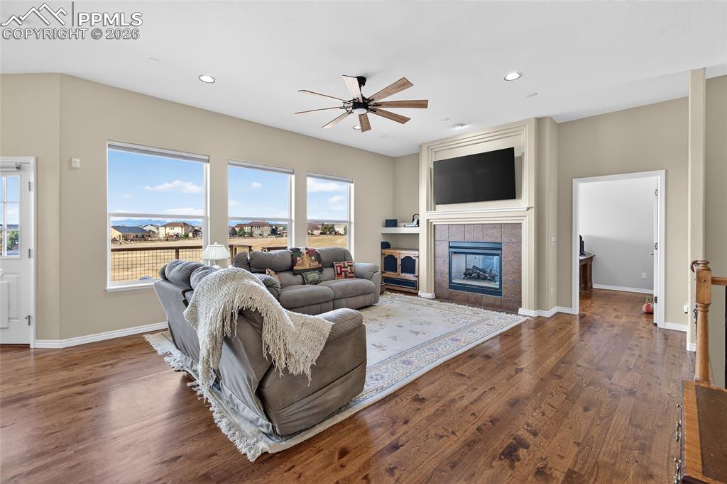 10862 Torreys Peak Way