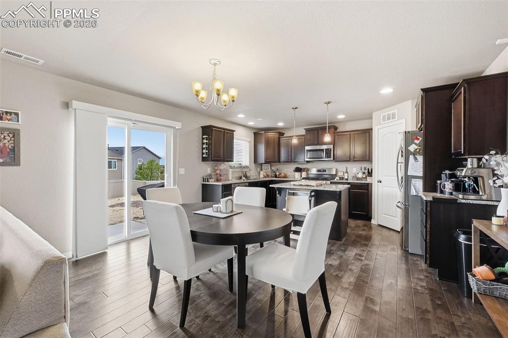 6867 Oak Vine Court
