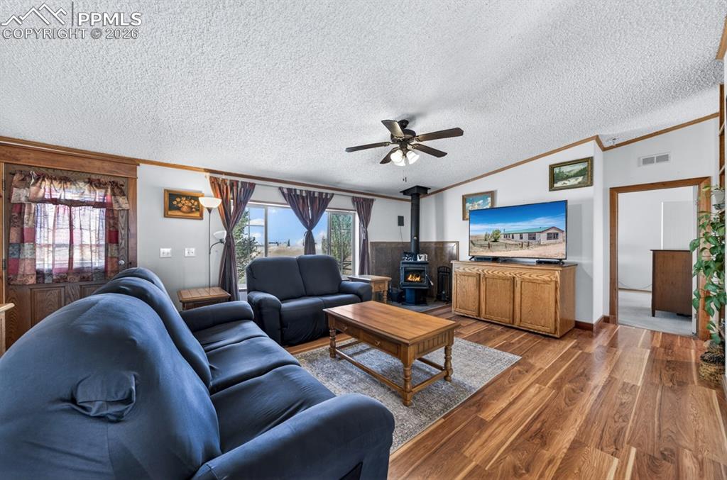 755 High Prairie Point