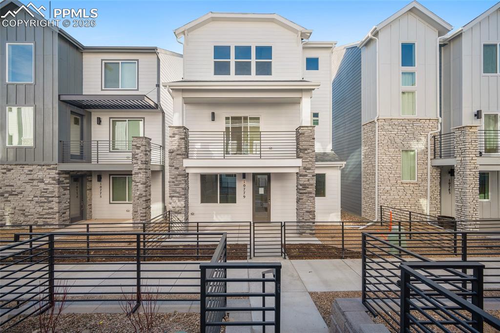 10779 Spalding View