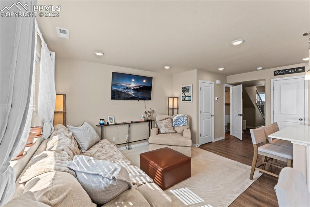 8139 Henzlee Place