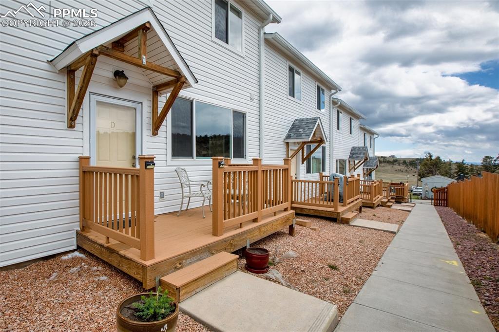 425 W Eaton Avenue D