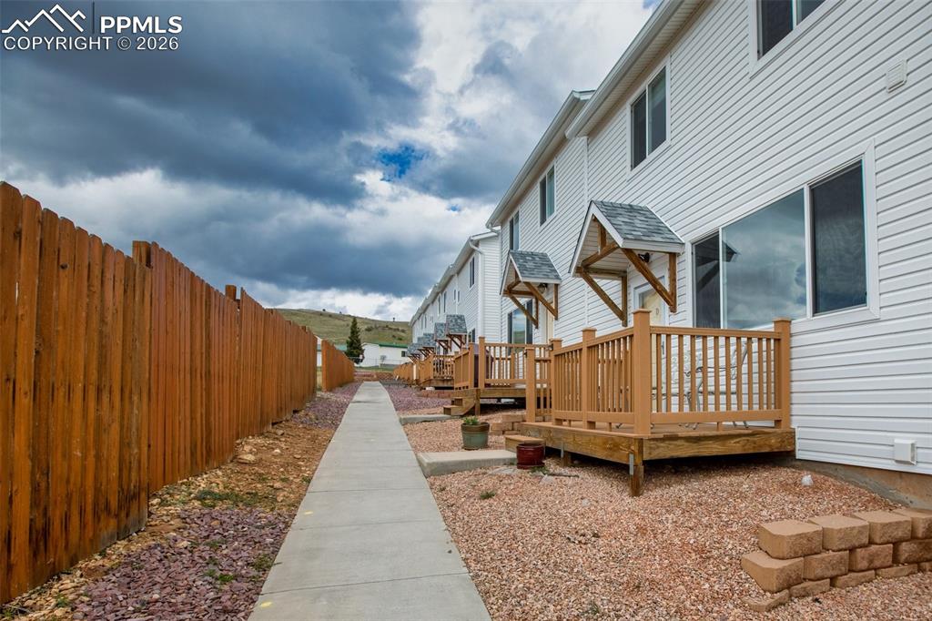 425 W Eaton Avenue D