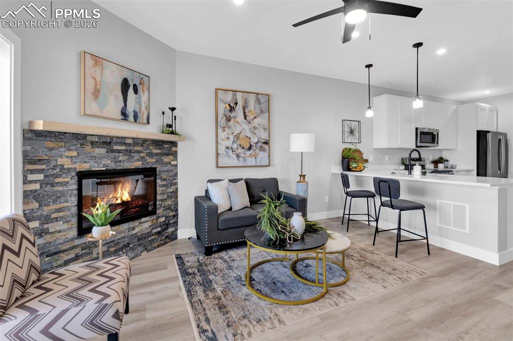 101 W Warren Avenue Unit 2
