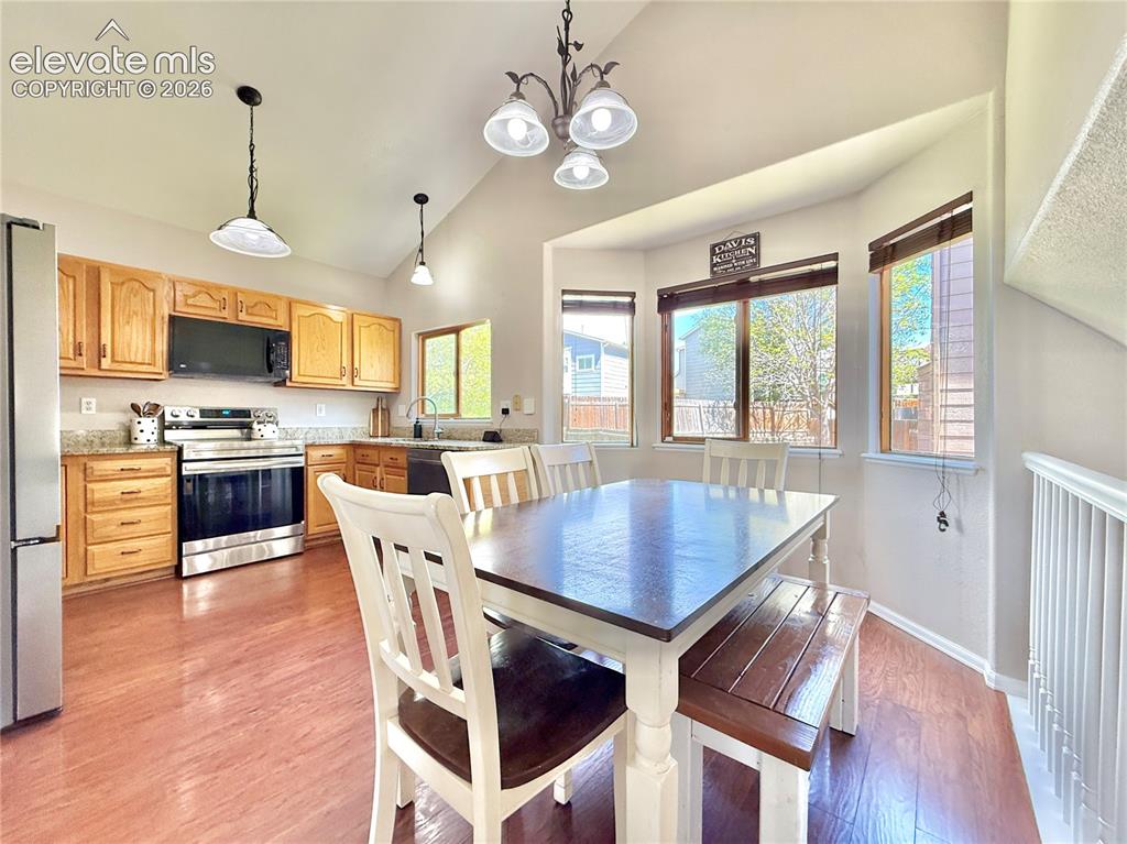 6220 Flat Iron Court