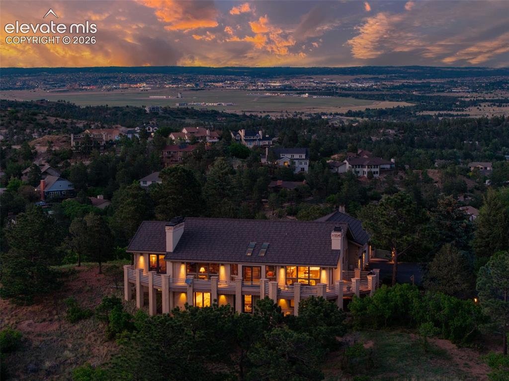 1040 Dark Horse Drive