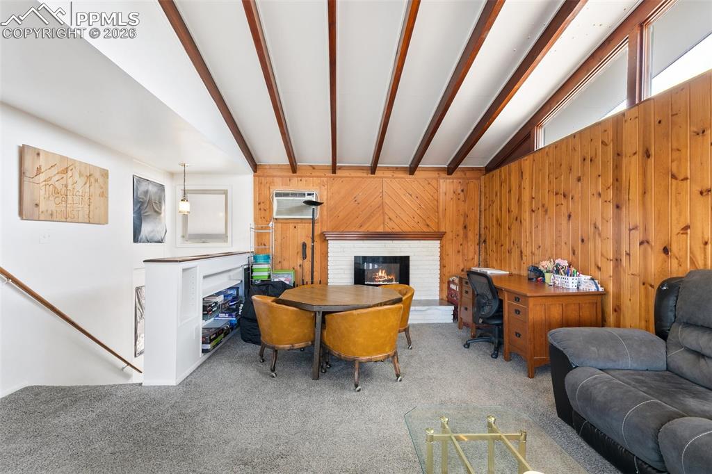 1512 E Monument Street