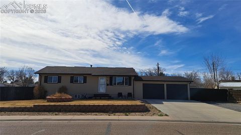 33 Wasatch Drive Pueblo CO 81005