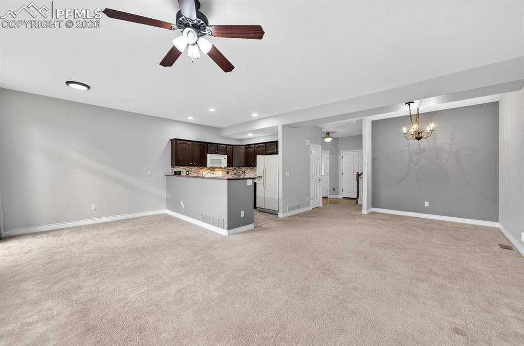 2731 Avalanche Heights