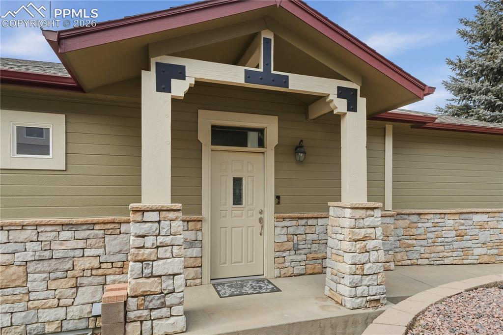 6471 Range Overlook Heights