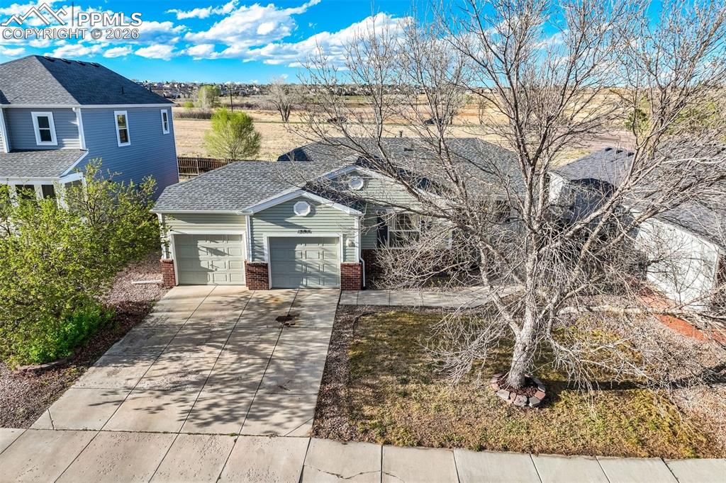1395 Lords Hill Drive