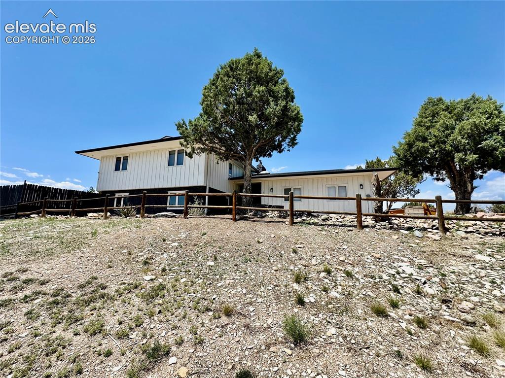 439 S Arriba Drive