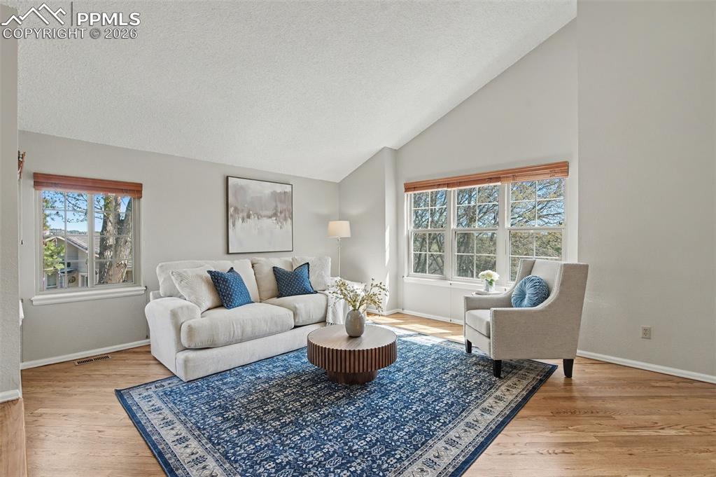 5376 W Cliff Point Circle