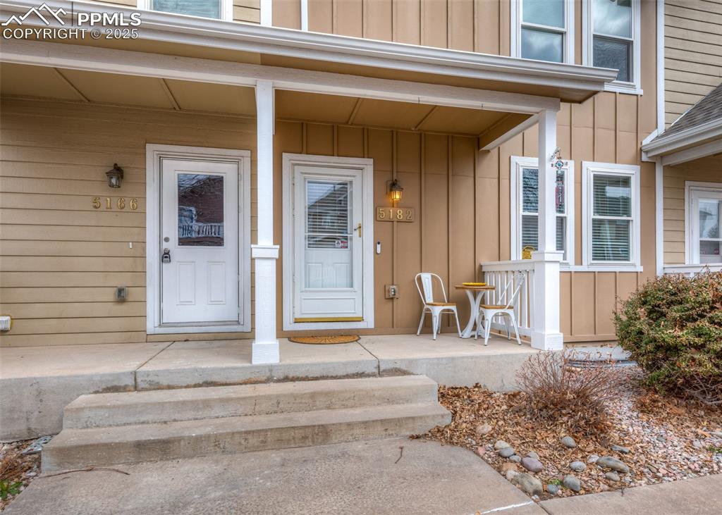 5182 Dovetail Lane