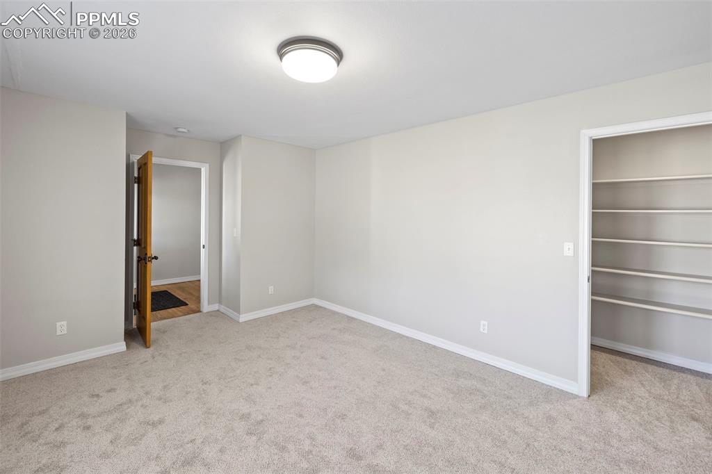 2655 Crestwood Drive