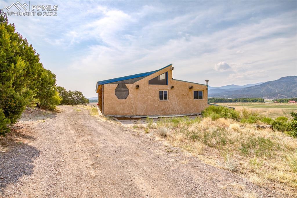 6135 County Road 15