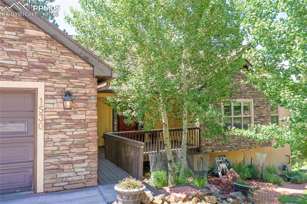 1530 Masters Drive