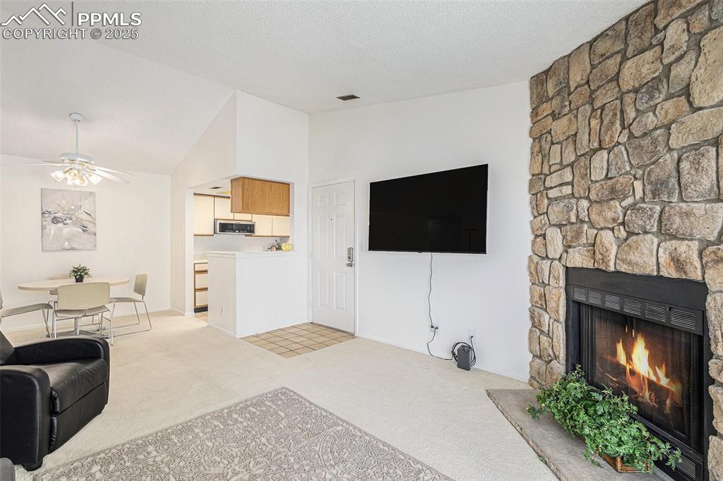 846 Tenderfoot Hill Road 202