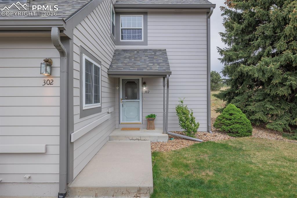302 Cobblestone Drive