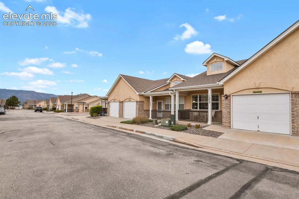 1272 Paula Circle