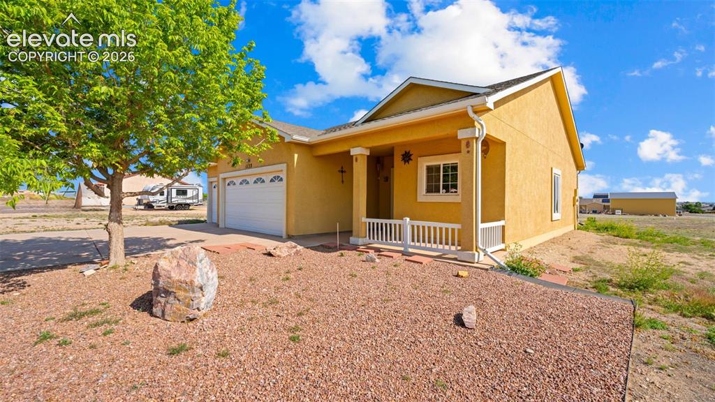 1133 E Ivanhoe Drive